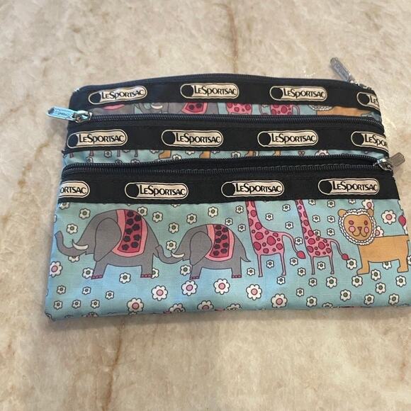LeSportsac pouch animals toiletry bag - Picture 1 of 8